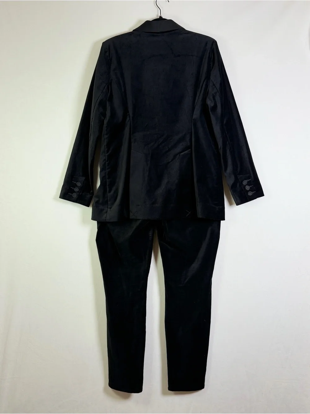 Cabi Women’s Black Velvet Tuxedo Pant Suit Set Size L Jacket & 14 Pants